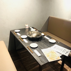 沖縄料理 居酒屋しゃーぶやー 静岡両替町店の雰囲気3