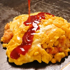 【もんじゃだけじゃない！】鮮度抜群の海鮮やお肉の鉄板焼きも豊富にご用意！の写真