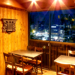 【京都東山の夜景臨む】鴨川や東山を臨めるお席は夏は五山送り火、秋は紅葉、清水寺の方も見渡せます