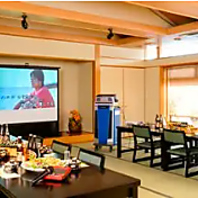 飲み放題メニューと車椅子で安心のバリアフリー対応