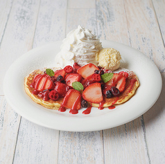 ストロベリーベリー パンケーキ