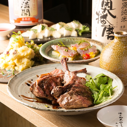 　日本酒と西洋料理のペアリングが楽しめるお店。新しい楽しさと体験をご提供します。