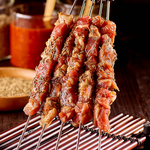 中国で10店舗以上を展開するファッショナブルな串焼き店が、日本初出店！