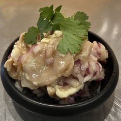 鶏ハラミと赤玉ねぎのナンプラー漬け