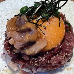 馬肉とタコウニのユッケ
