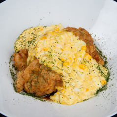 自家製のタルタルソースが絶品のチキン南蛮の写真