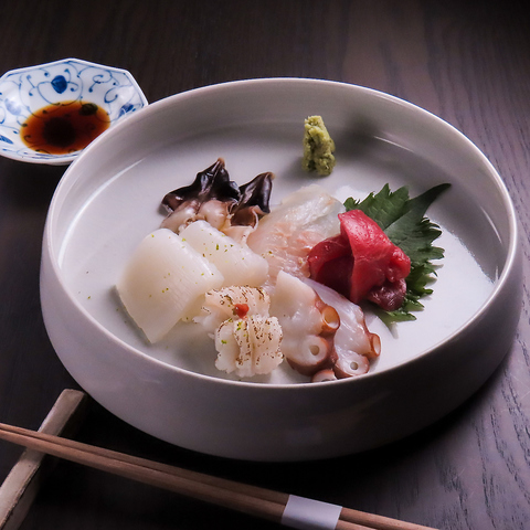 「お出汁」と「炭火」を使った創作和食。心も身体も和らぐ特別な食体験を。