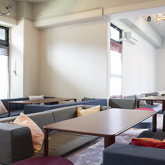 開放感あるお席はママ会などの集まりにも◎。お子様がいらっしゃるご家族でのご利用もお待ちしております。