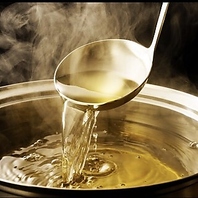 【ひじてつ特製】9種類の海鮮系を使った出汁