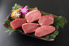 【黒毛和牛】 厳選部位ステーキ5種盛り合わせ