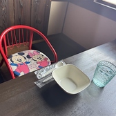 お子様用の椅子や器、ストロー、フォーク、スプーンを用意しております。お子様連れのお客様も安心してご来店ください♪