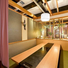お手軽ランチから法事や接待、会社のお集まりやご友人同士の女子会にもご利用いただけます。少人数からの御利用も可能ですので、お気軽にご相談ください。