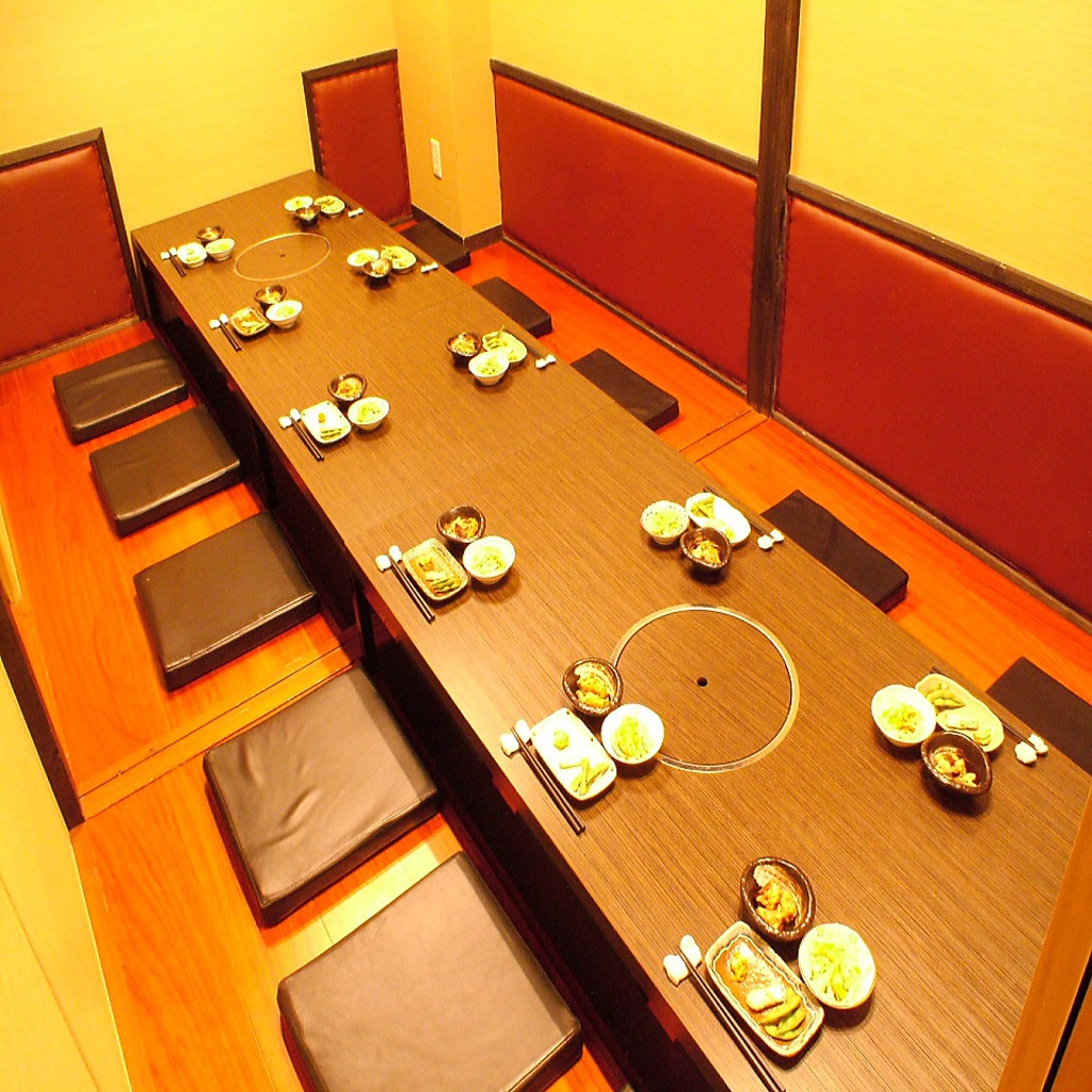 全室！堀ごたつ個室☆宴会にもオススメ！こちらは8名様部屋！最大40名様までＯＫ