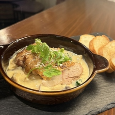 大山鶏チキンソテー　クリームソース