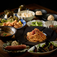 昼はカフェ、夜はバー◎お洒落な空間で至福の時を堪能♪