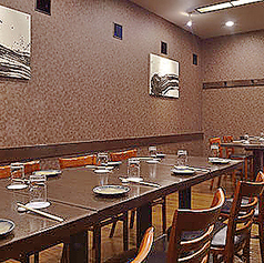 【オープン個室/8名さま用1室】※パーティションで仕切りを設けてご利用いただけます。