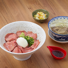 牛たんのロースト丼定食