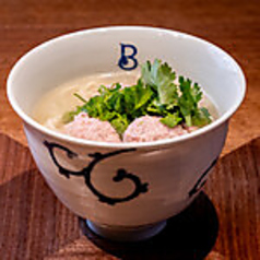 白湯トムヤム香港麺