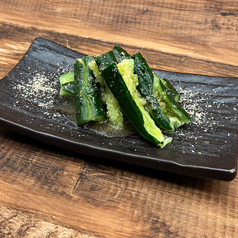 胡瓜の胡麻塩たたき