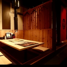 5～8名様掘ごたつ個室扉の付いた完全個室です