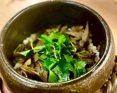 煮あさりごぼうの土鍋ごはん