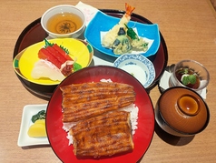 萩　鰻丼（一尾）