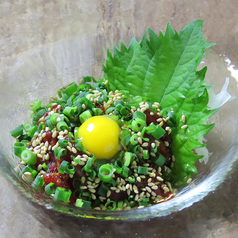 馬肉の炙りユッケ