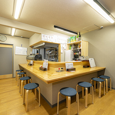 おひとり様はもちろん、デートにも最適なカウンター席♪