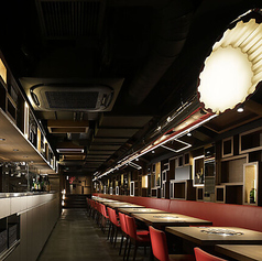 【貸切可能なお席】50名以上での貸切も可能です！ 会社の宴会やパーティー、大人数での打ち上げなど、様々なシーンでご利用いただけます！プライベートな空間で、周りを気にせず賑やかに楽しみたい方におすすめです◎ぜひ、当店までご相談ください！