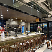 当店は駐車場がございます。お車でお越しのお客様も安心してご来店いただけます。