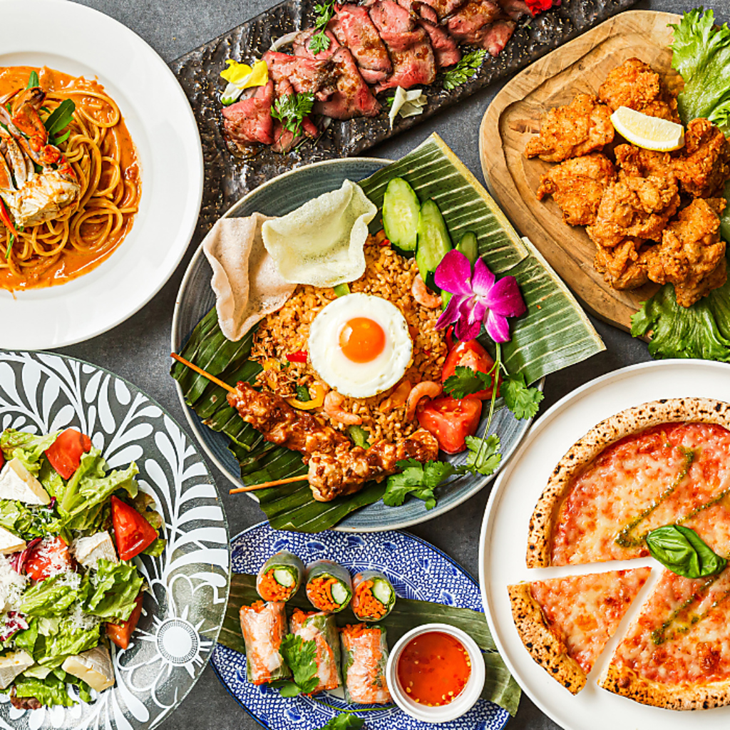 飲み放題付きコースを各種ご用意！お好きなドリンク片手にパーティーをお楽しみ下さい！