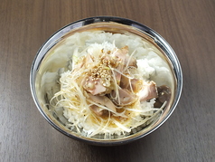 鶏ネギチャーシュー丼