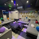 貸切のプライベート空間で心地よい雰囲気の中楽しむ特別な時間。バースデーや女子会にぴったりです！