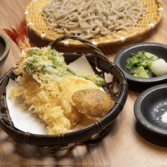 大海老と季節野菜の天せいろ