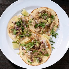 タコス カルニタス（豚肉の煮込み）<3pcs>