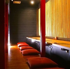 広々としたカウンター席。6名様までご着席いただけます。