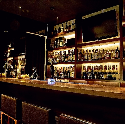 ニッカへの想いを込めて。道内随一の品揃えを誇るウイスキー専門BAR。