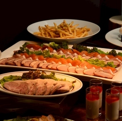 パラダイスガレージ 栄 伏見店特集写真1