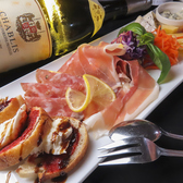 仲間との親睦会や結婚式の二次会は当店で決まり♪個室で本格イタリアンを味わいながら、カラオケでワイワイ盛り上がれます！絶品ピザやパスタをぜひご堪能下さい◎