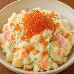 ポテトサラダいくらのっけ