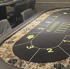 POKER BAR BLUCKY ポーカーバーブラッキーの写真