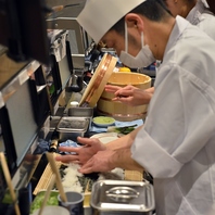 カウンターの向こうは職人の世界