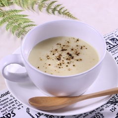 【おすすめ小皿】淡路島フルーツ玉ねぎの豆乳ポタージュ