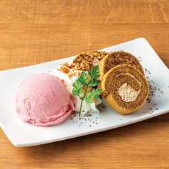 大人のカフェロールケーキとあまおうアイス/花畑牧場カタラーナとバニラアイス 各