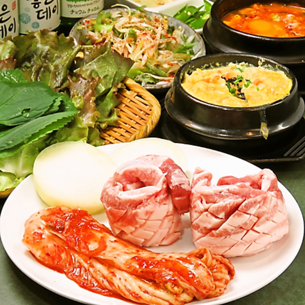 ★大人気厚切りサムギョプサル食べ放題1580円から★ 女子会やママ会、各種宴会にオススメ♪