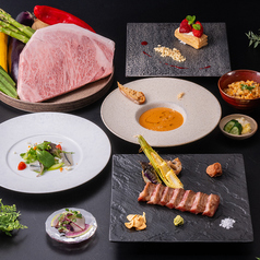 【特撰銘柄牛コース】～厳選食材が彩る前菜とA5ランク和牛をメインにした全9品～