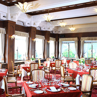 洗練されたクラシカルな空間