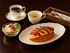 オムライスSET（ドリンク・サラダ・スープ付）