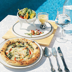 【ランチ 12:00～15:00】