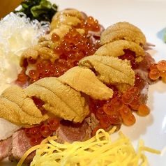 名物！雲丹とイクラのローストビーフ